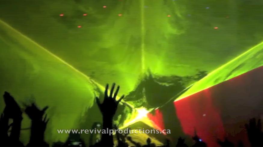 Lasers creating lighting deco for weddings dance section