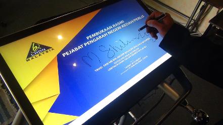 Digital signature pad during launch